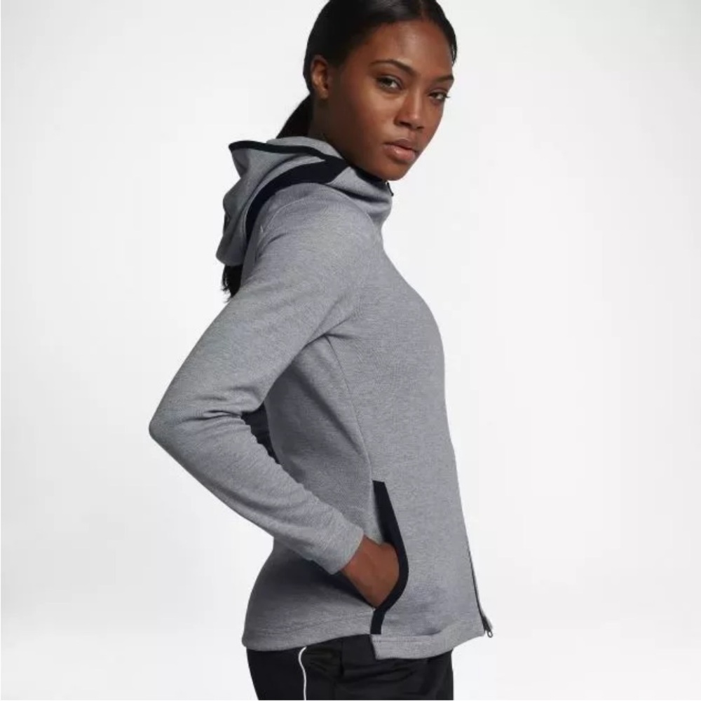 Nike Showtime hoodie Women's Gray Jacket Size Small